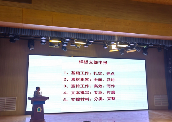 官網1.jpg
