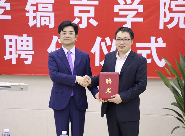 官網1.jpg